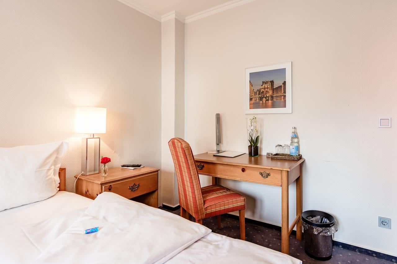 Budget By Zeppelin Hotel Hamburg Luaran gambar